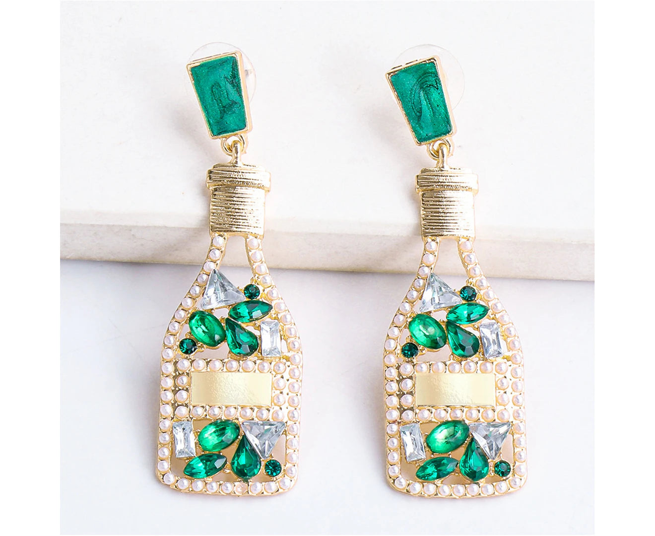 1 Pair Women Earrings Wine Bottle Rhinestones Creative Vintage Long Lasting Dangle Earrings for Banquet - Green